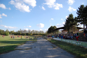 Стадион "Септември" в с. Крушари